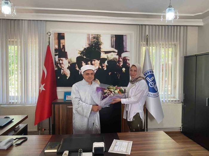 Gazze Katliamı Sırbistanlı Andela’nın Müslüman Olmasını Sağladı