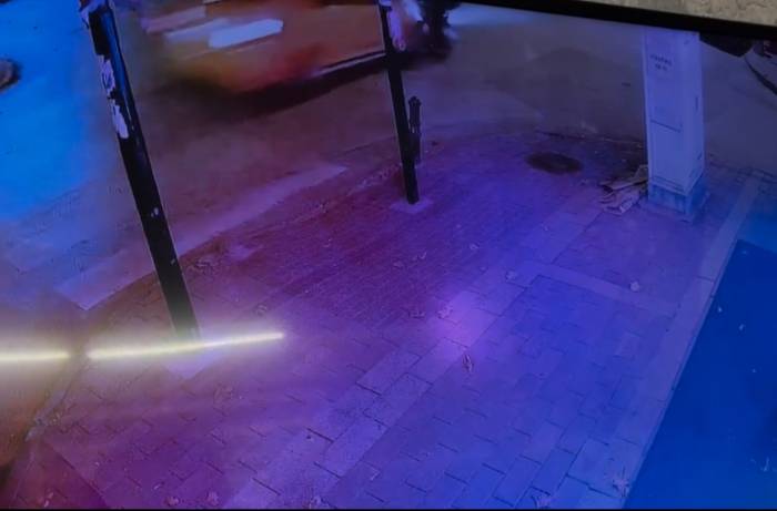 Can Pazarı Yaşanan Kaza Kamerada.. 2 Kişi Ağır Yaralandı