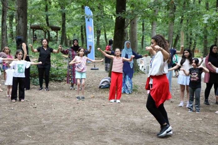 Aileler Doğayla İç İçe Vakit Geçirdi