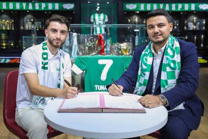 Konyaspor, Tunahan Taşçı İle Sözleşme İmzaladı