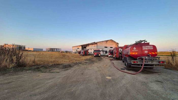 Silivri’de Geri Dönüşüm Fabrikasında Yangın