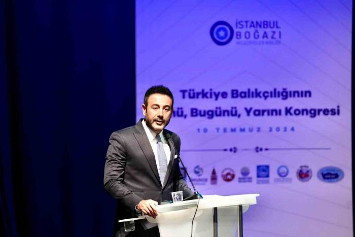 Sarıyer’de ‘Türkiye Balıkçılığının Dünü, Bugünü Yarını Kongresi’ Düzenledi