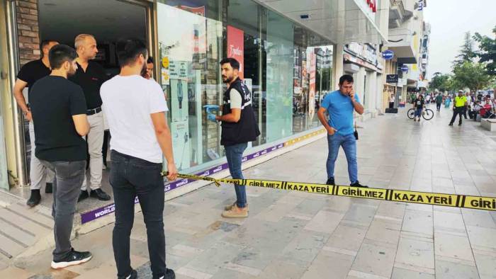 Kayınbiraderini Sokak Ortasında Vurdu