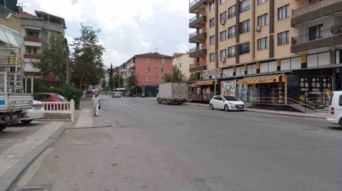 Malatya’da 4.3 Büyüklüğündeki Deprem Korku Ve Paniğe Neden Oldu