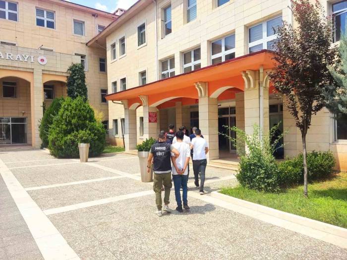 Siirt’te Yolcu Otobüsünde Bin 43 Adet Uyuşturucu Hap Ele Geçirildi