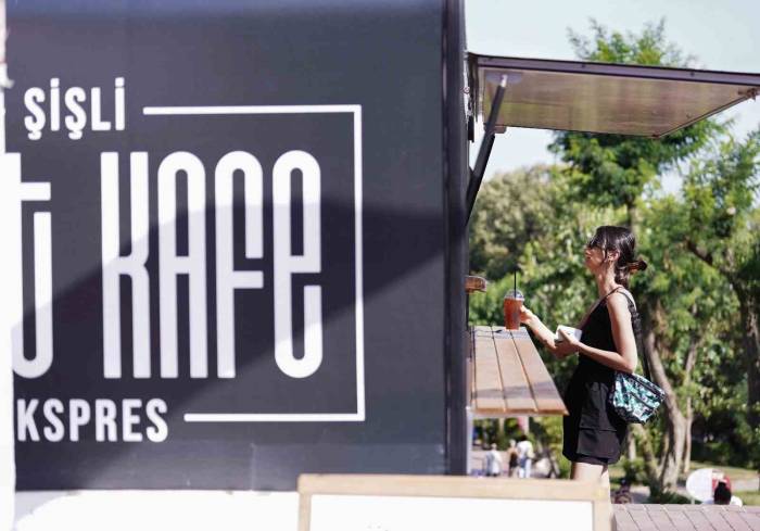 Şişli Belediyesi’nin ’gezici Kent Kafe’si Hizmete Girdi