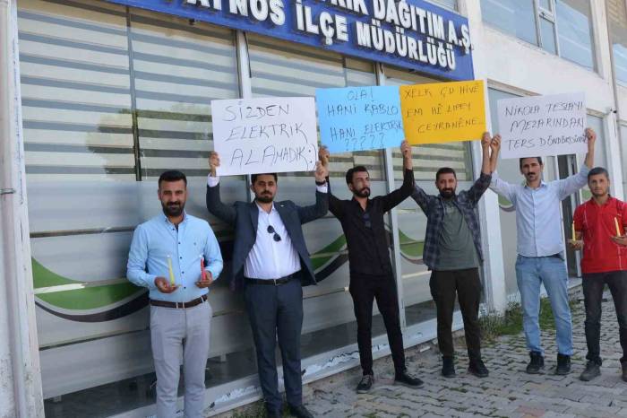 Aras Edaş’ı Protesto Ettiler