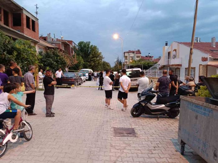 43 Yaşındaki Şahıs Aracının İçerisinde Ölü Bulundu