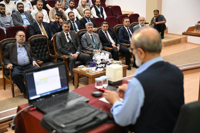 Erzurum’da “Helal Gıda Ve Helal Beslenme” Konferansı