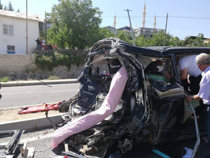 Malatya Büyükşehir Belediyesi’nin Kamyonu Dehşet Saçtı