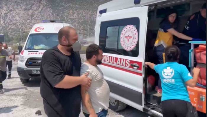 Kağıt Fabrikası Yangınında 4 Günde 80 Kişi Dumandan Etkilendi