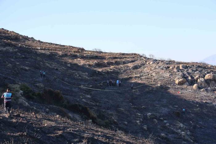 İzmir Valisi Elban: “Can Haviyle Araziye Kaçan 3 Vatandaşımız Hayatını Kaybetti”