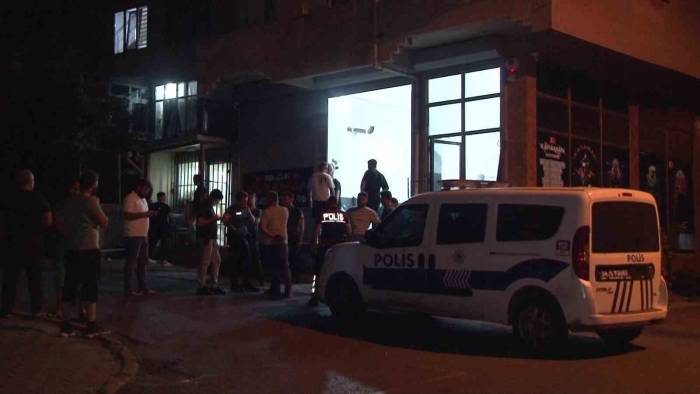 Ataşehir’de Motor Tamirhanesi Kurşunlandı