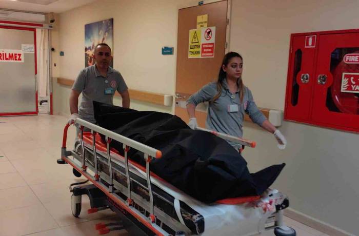 Bursa’da İkinci Kattan Düşen Adam Hayatını Kaybetti