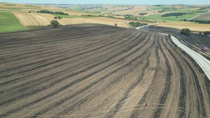 Tekirdağ’da 200 Dönüm Anız Alan Yandı