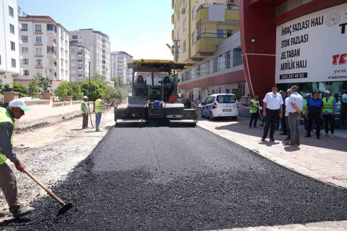 Şehitkamil’de Asfalt Seferberliği