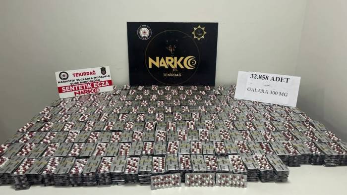 Polis Nereye Baksa Hap Çıktı