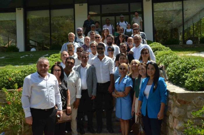 Başkan Yetişkin, Gazetecilerle Bir Araya Geldi