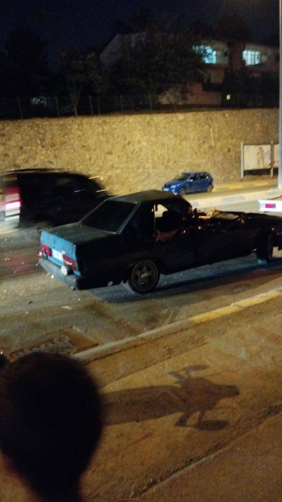 Kontrolden Çıkan Otomobil, Çöp Kamyonuna Arkadan Çarptı: 1 Yaralı