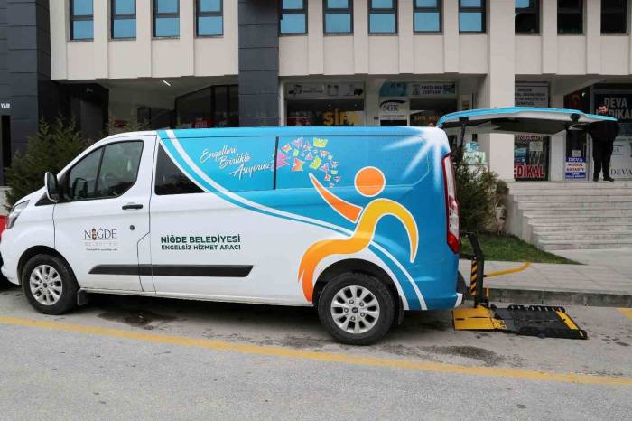 ‘Engelsiz Taksi’ Engelleri Ortadan Kaldırıyor