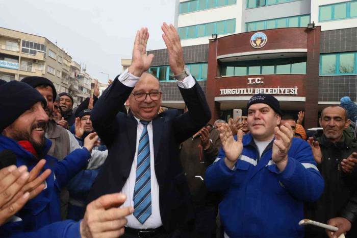 Turgutlu’da Belediye Personeli Ücretlerine Yüzde 24,73’lük Artış