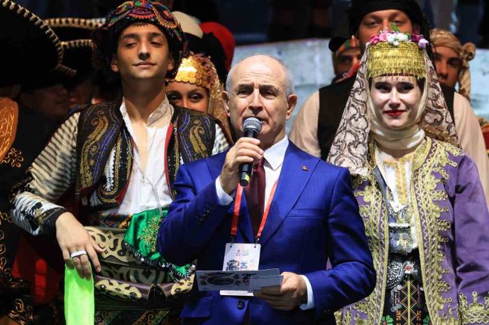 25. Uluslararası İstanbul Büyükçekmece Kültür Ve Sanat Festivali Başladı