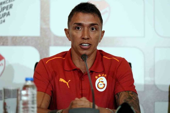 Fernando Muslera: "Önümüzde Tekrar Şampiyonluk Var"