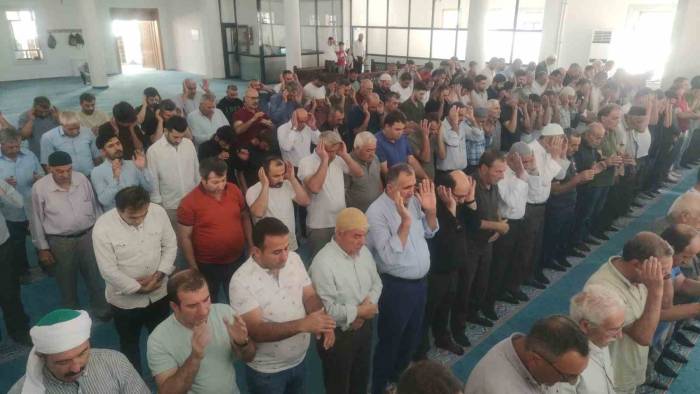 Hamas Siyasi Büro Başkanı Haniye İçin Tatvan’ta Gıyabi Cenaze Namazı Kılındı