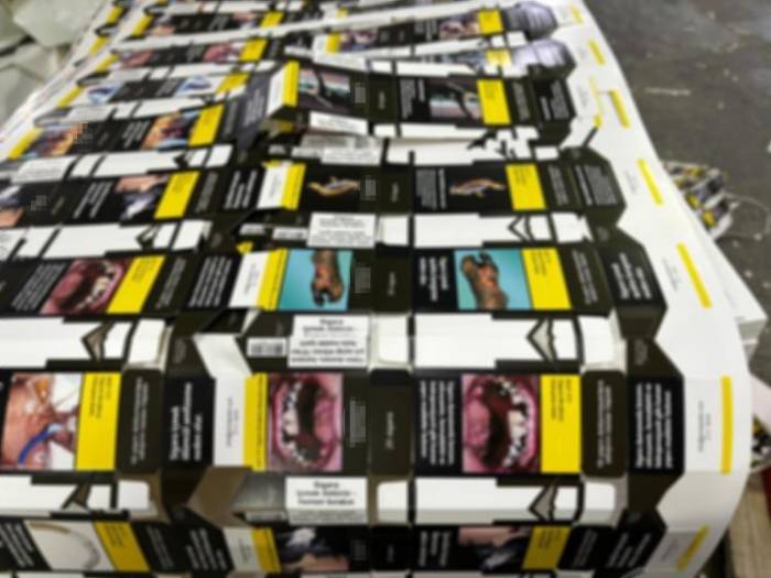 Zeytinburnu’nda Matbaaya Sahte Ambalaj Operasyonu: 2 Gözaltı