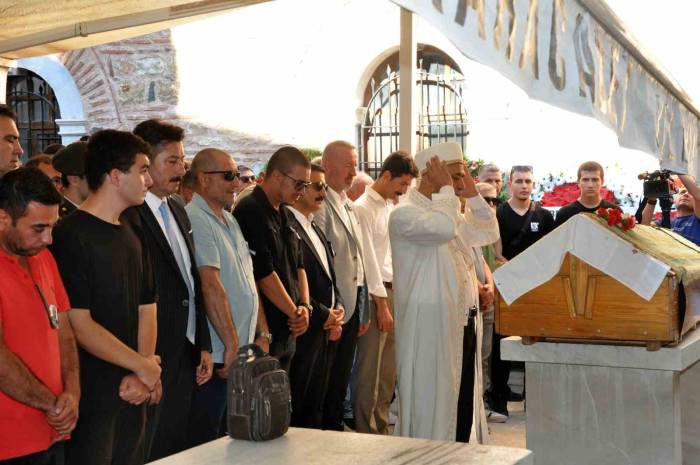 Kalp Krizi Geçiren Karacabey Belediye Başkan Yardımcısı Son Yolculuğuna Uğurlandı