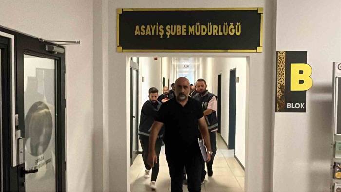 Hırsızlık Çetesi Çökertildi: 3.5 Milyon Tl’lik Vurgun