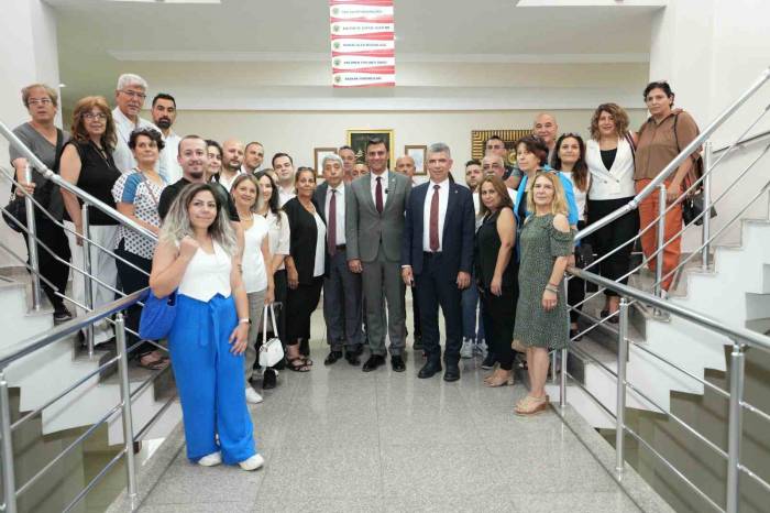 Başkan Zeyrek Soma’dan Mesaj Verdi: “Sosyal Belediyeciliği Herkese Gösteriyoruz”