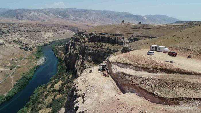 Şırnak’ta Cehennem Deresi Ve Dicle Nehri’nin Doğal Güzelliğine "Cam Teras" Projesi