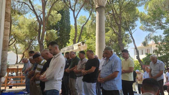 Aydın’da İsmail Haniye İçin Gıyabi Cenaze Namazı Kılındı