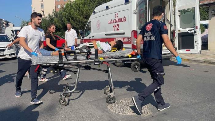 Kapaklı’da Karşıdan Karşıya Geçmeye Çalışan Çocuğa Otomobil Çarptı