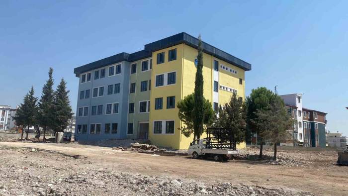 Adıyaman’da Eğitim Yatırımları Hızla Sürüyor