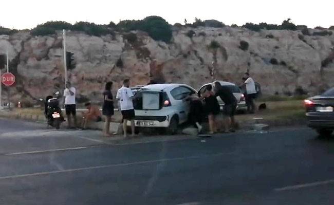 Didim’de Trafik Kazası: 1 Ölü, 8 Yaralı