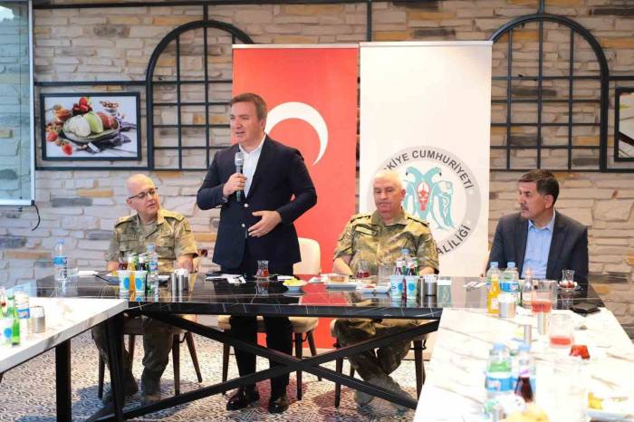 Tayini Çıkan Ve Emekli Olan Komutanlar İçin Veda Programı