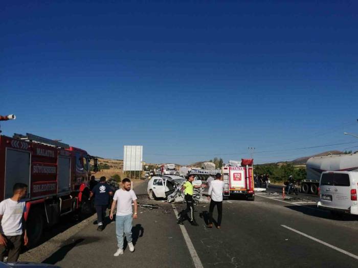 Malatya’da Feci Kaza: 2 Ölü, 4 Yaralı