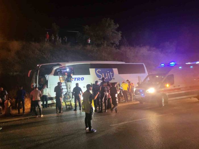 Aydın’da Yolcu Otobüsü Yoldan Çıktı: 1 Ölü, 7 Yaralı