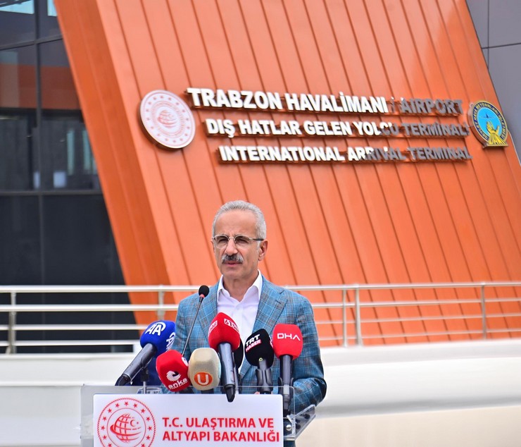 trabzon-havalimaninin-yeni-hizmet-binalari-27-agustosta-aciliyor-5.jpg