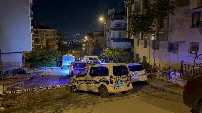 Ankara’da Komşular Arasında Çıkan Kavgada Kan Aktı: 3 Ölü, 1 Yaralı