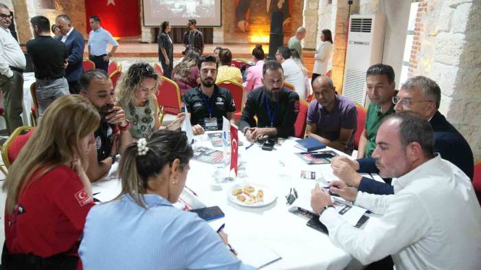 Başkan Tekin: “Afetlere Karşı Dirençli Bir Seyhan İçin Birlikte Çalışacağız”