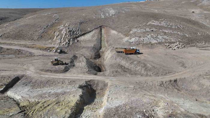 Konya Büyükşehir’den 450 Bin Metreküplük Sel Kalkanı