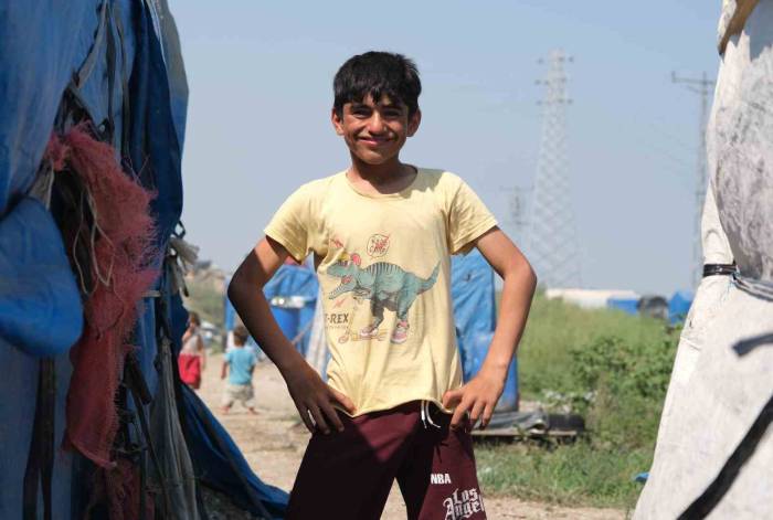 Tarım İşçisi Muhammed’in Hayali Futbolcu Olmak