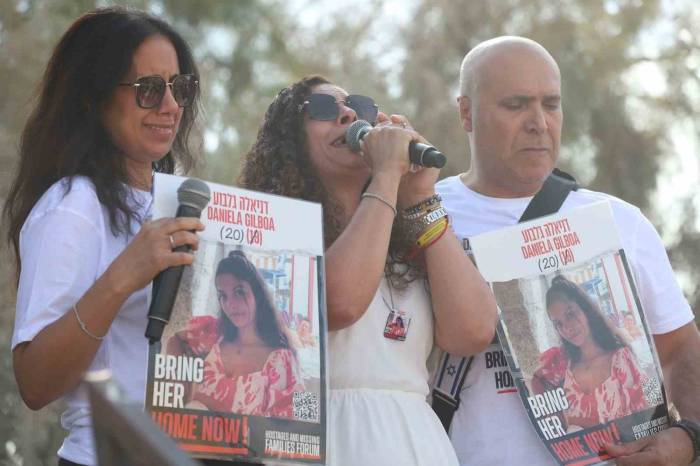 İsrailli Esirlerin Yakınları Gazze Sınırını Geçmeye Çalıştı