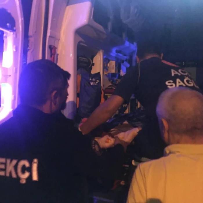 Banyoda Düşerek Mahsur Kalan Yaşlı Vatandaşın Yardımına İtfaiye Ekipleri Yetişti