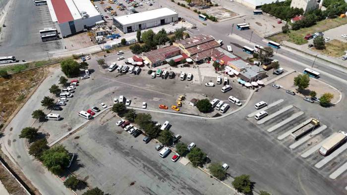 Sivas İlçe Ve Köy Terminali Tehlike Saçıyor