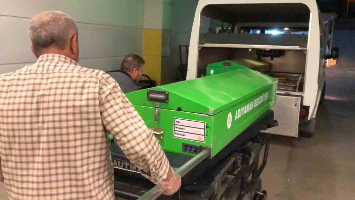 Tarlada Ölü Bulundu