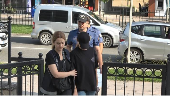 Okul Bahçesinde Birinci Sınıf Öğrencisine Çarpan Öğretmen Adliyeye Sevk Edildi